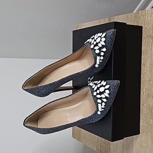 EUC J.CREW COLLECTION Falsetto Jeweled Flannel-Wool Pumps (Sz 11)